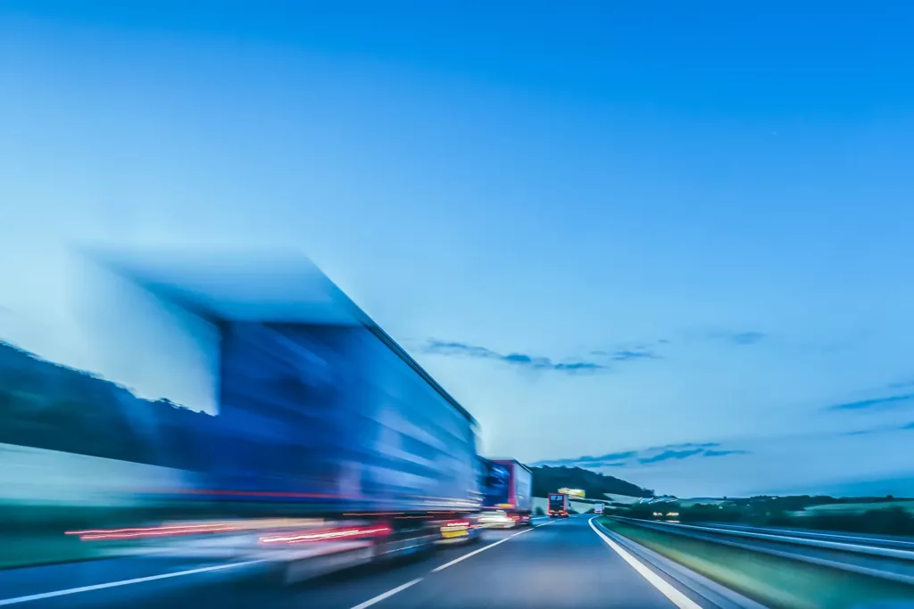 timelapse-of-a-highway-during-evening-time-under-t-2023-01-19-19-18-26-utcwebp03